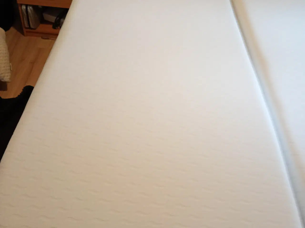 Billede 2 - Elevationsseng incl 2 nye topmadrasse og tyngdedyn