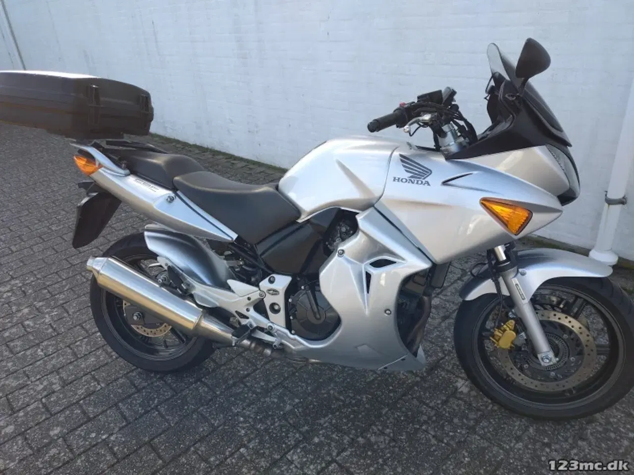 Billede 1 - Honda CBF 600 SA