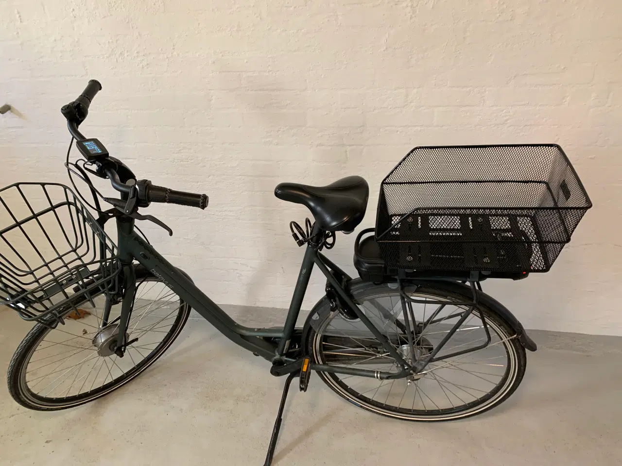 Billede 2 - Batavus Elektrisk Cykel med front- og bagkurv