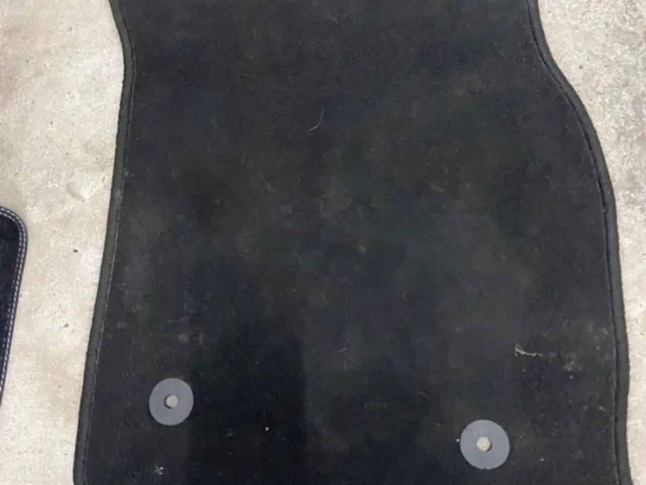 Billede 3 - Ford bill Gulv tæppe