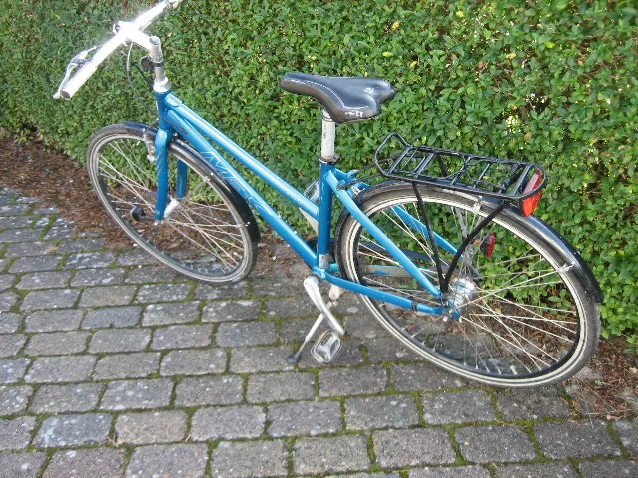 Billede 2 - Velholdt MBK Damecykel med 7 indvendige gear.