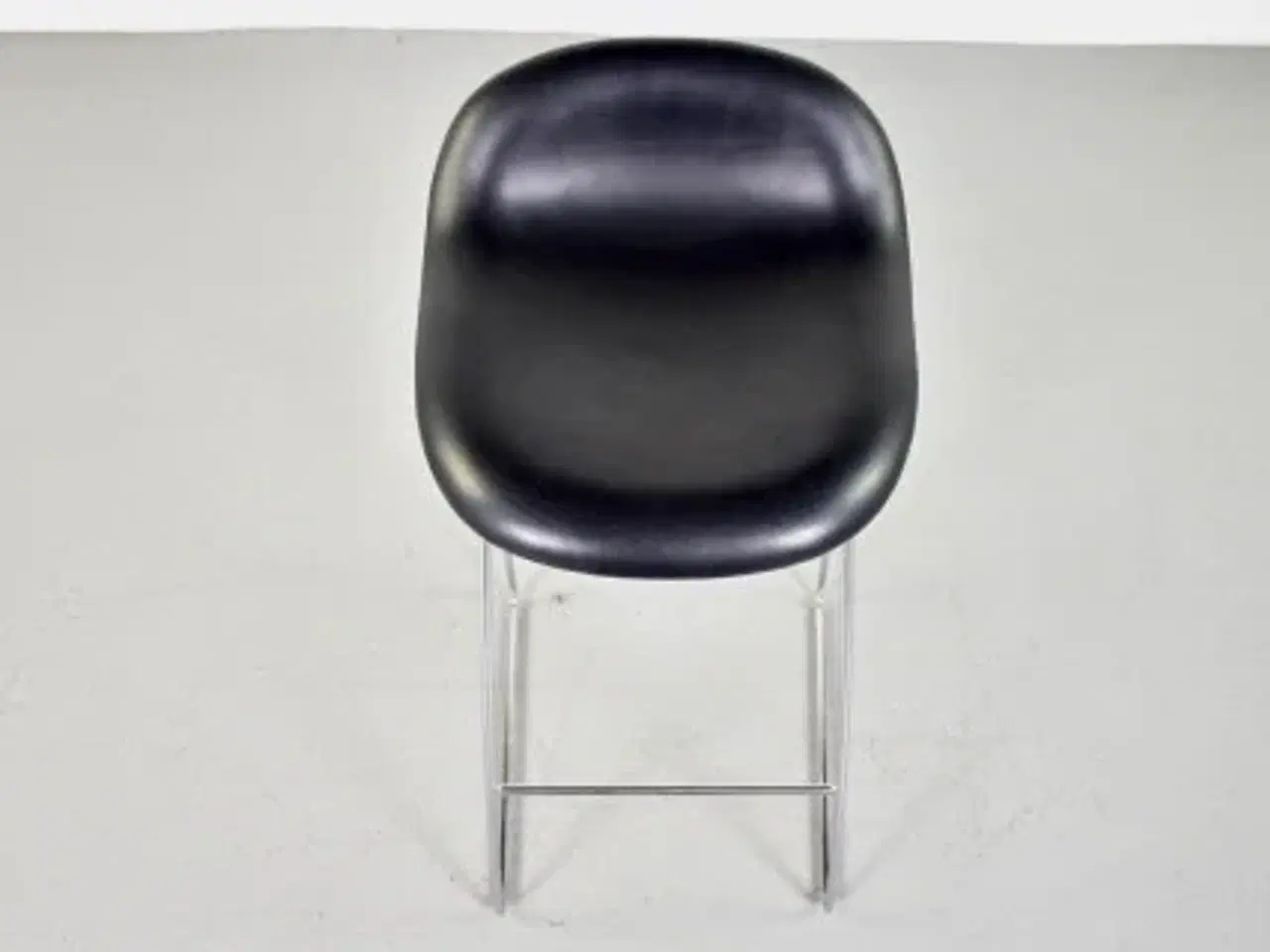Billede 5 - Gubi barstol med sort læder polster