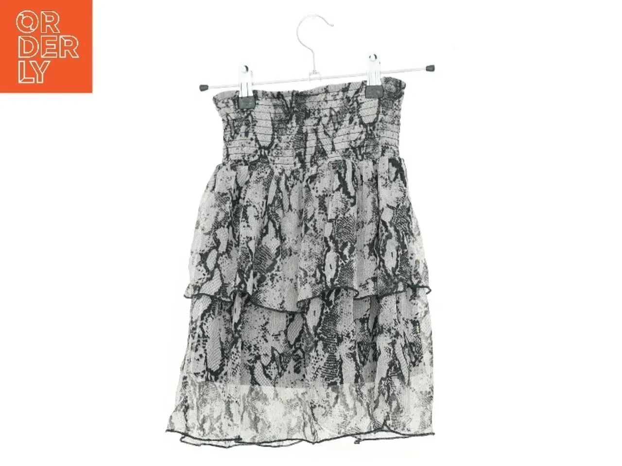 Billede 2 - Nederdel fra Kids Up (str. 122 cm)