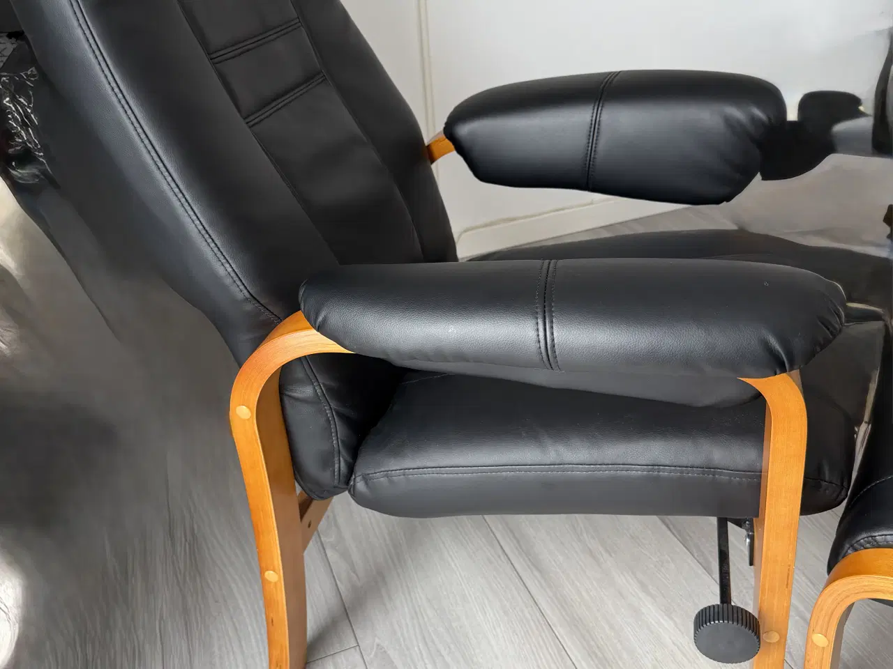 Billede 3 - Læder lænestole med fod skammel