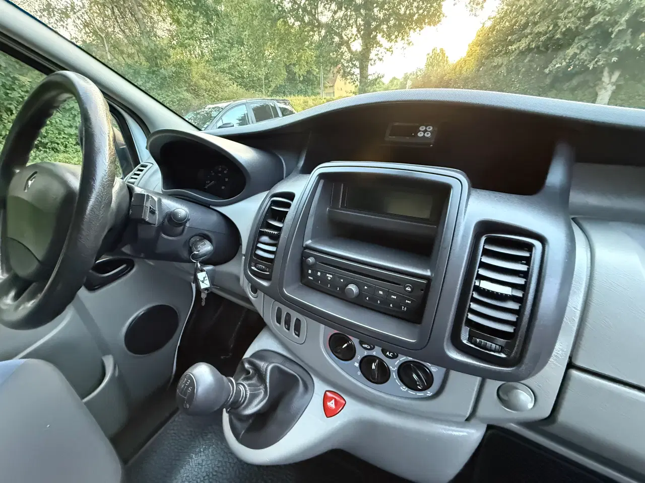 Billede 15 - Renault Trafic 2.0 dci kølebil lav km 