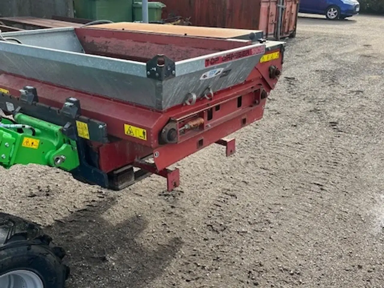 Billede 4 - Hydraulisk Toro topdresser 1800 til minilæsser