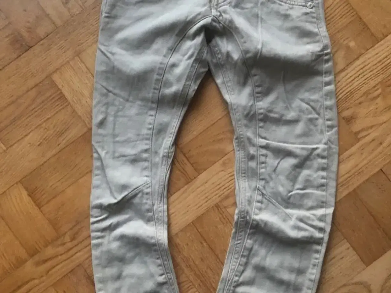 Billede 1 - Bløde, velholdte DWG-bukser str.10 år