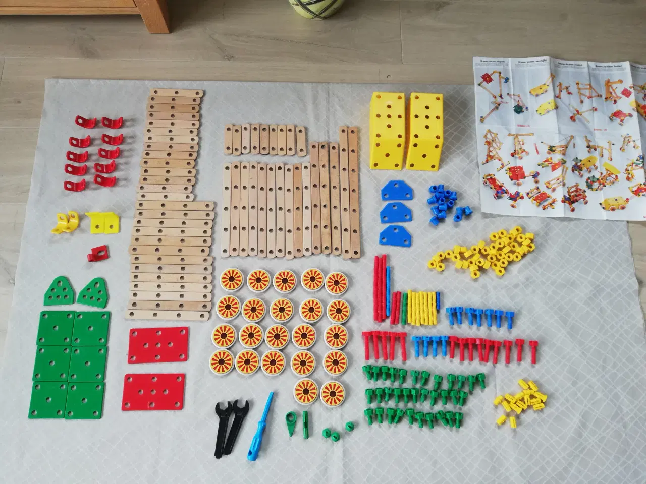Billede 1 - Brio Briomec trælegetøj 250 dele