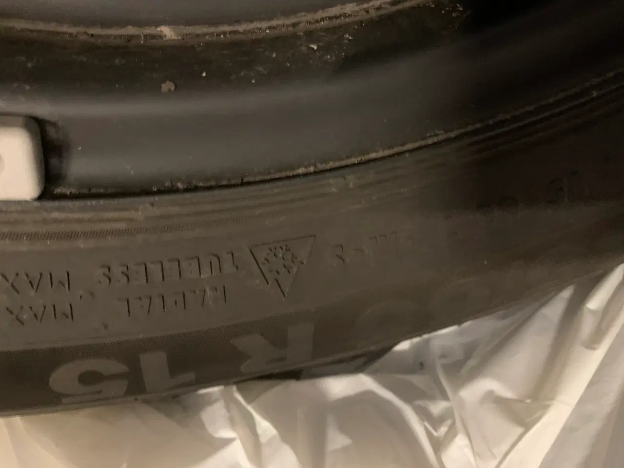 Billede 2 - Fine vinterdæk til SEAT 