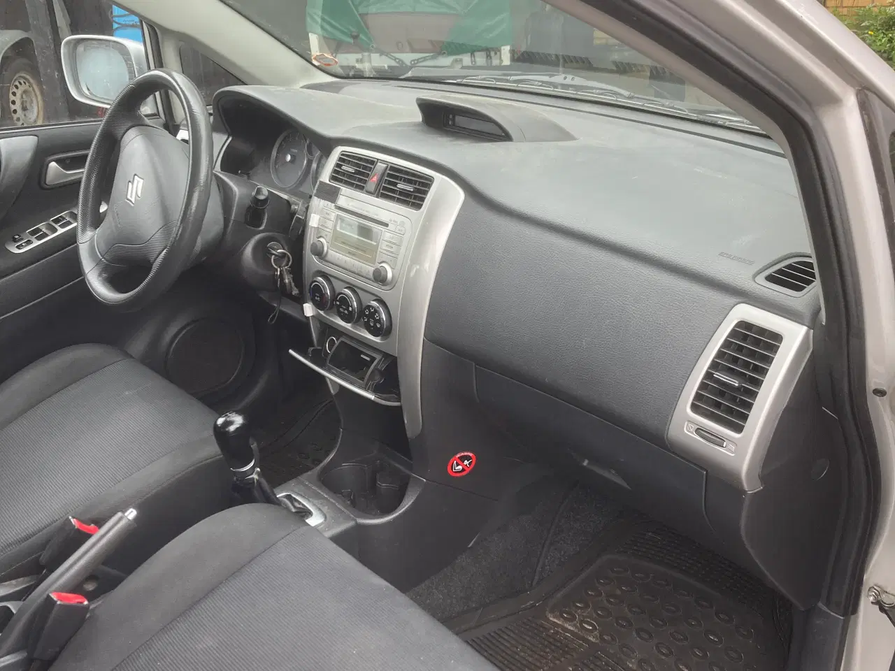 Billede 5 - Suzuki liana 1,6  døres
