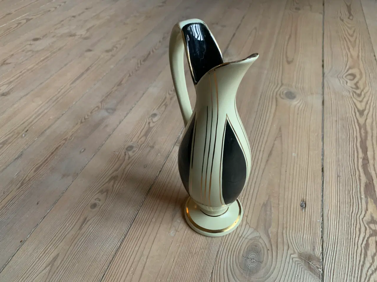 Billede 2 - Smuk elegant vase i guld, sort og beige