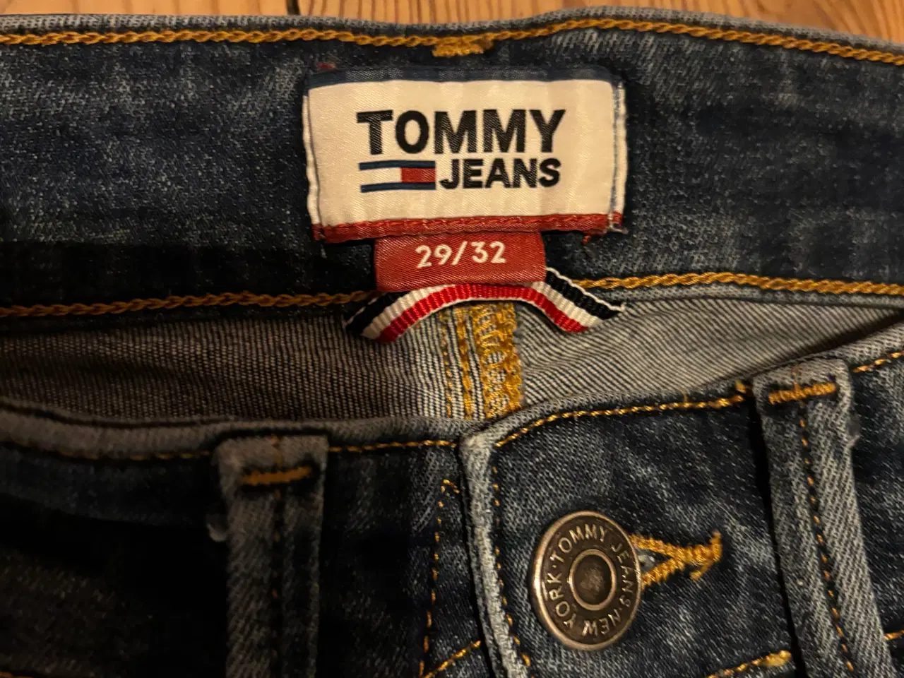 Billede 2 - Tommy jeans sælges 