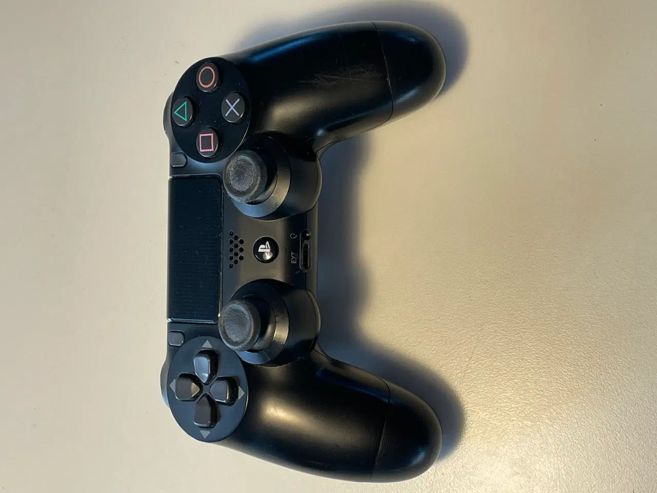 Billede 3 - Flot og velholdt Playstation 4 slim 800GB