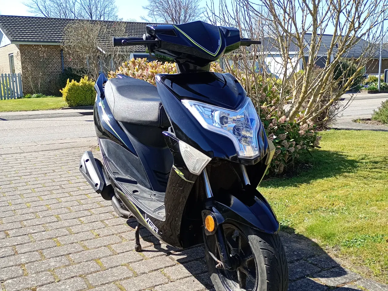 Billede 1 - VGA Explora 30