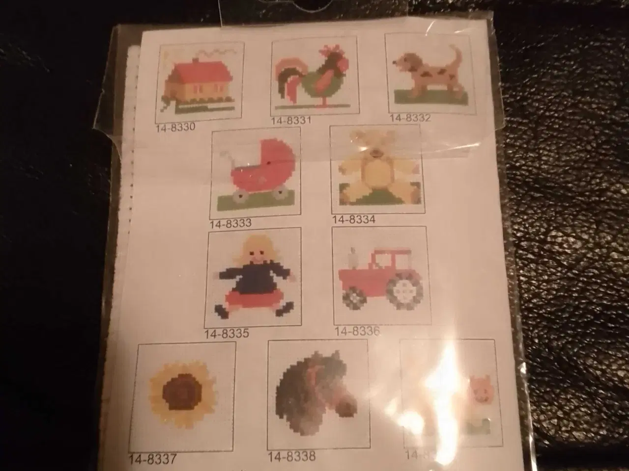 Billede 2 - Broderi kits sælges