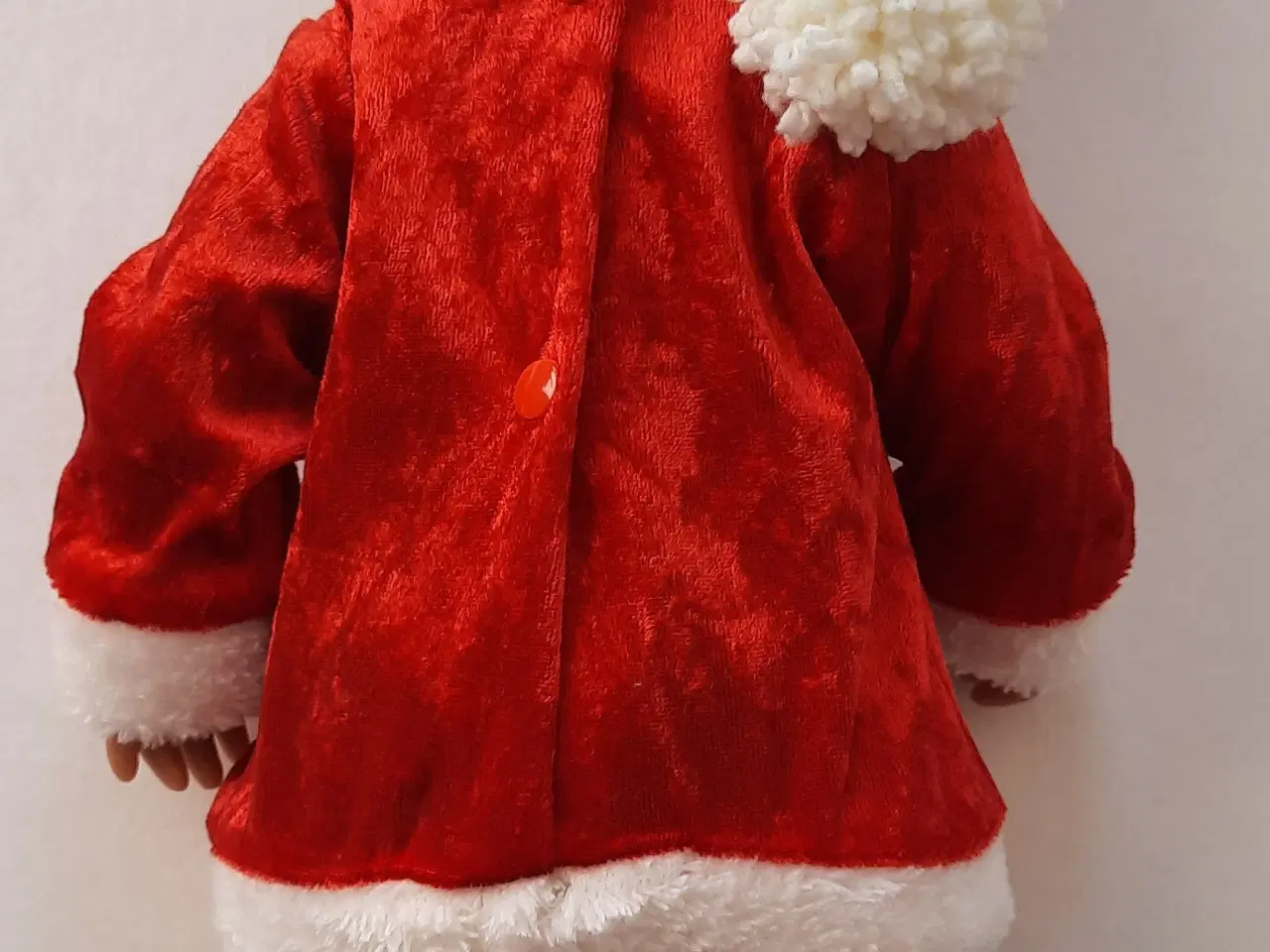 Billede 20 - Julekjoler og nissetøj til dukker fra 42 til 43cm.