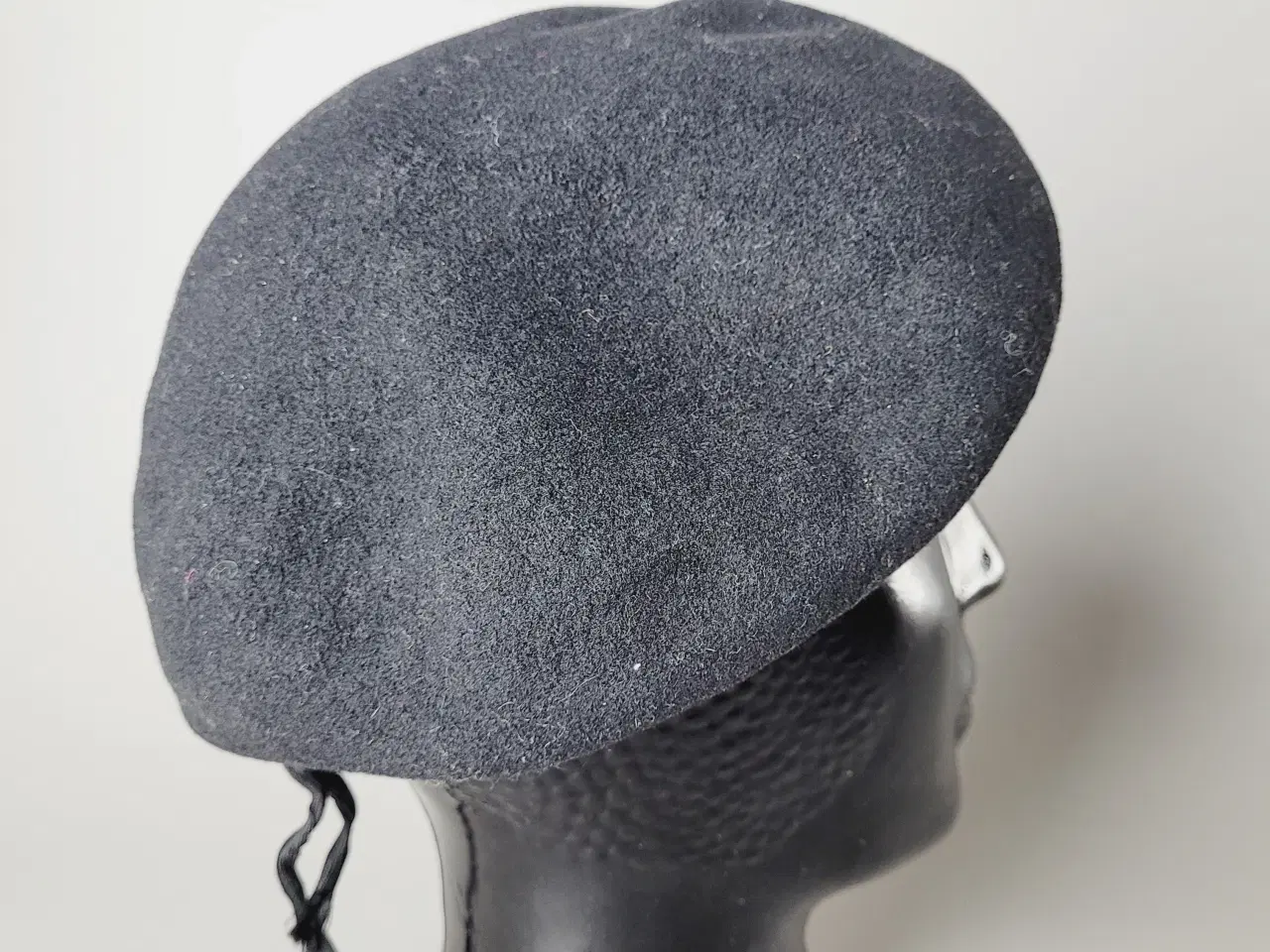 Billede 5 - ⭐️: Original Dansk Militær-baret (HMAK 1981) 