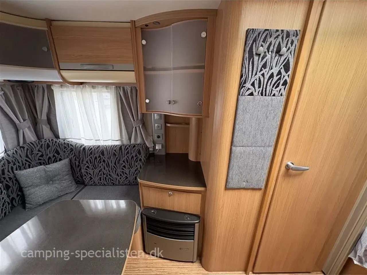 Billede 6 - 2010 - Adria Adora 472 LU   Adria Adora 472 LU 2010 - Se den nu hos Camping-Specialisten.dk