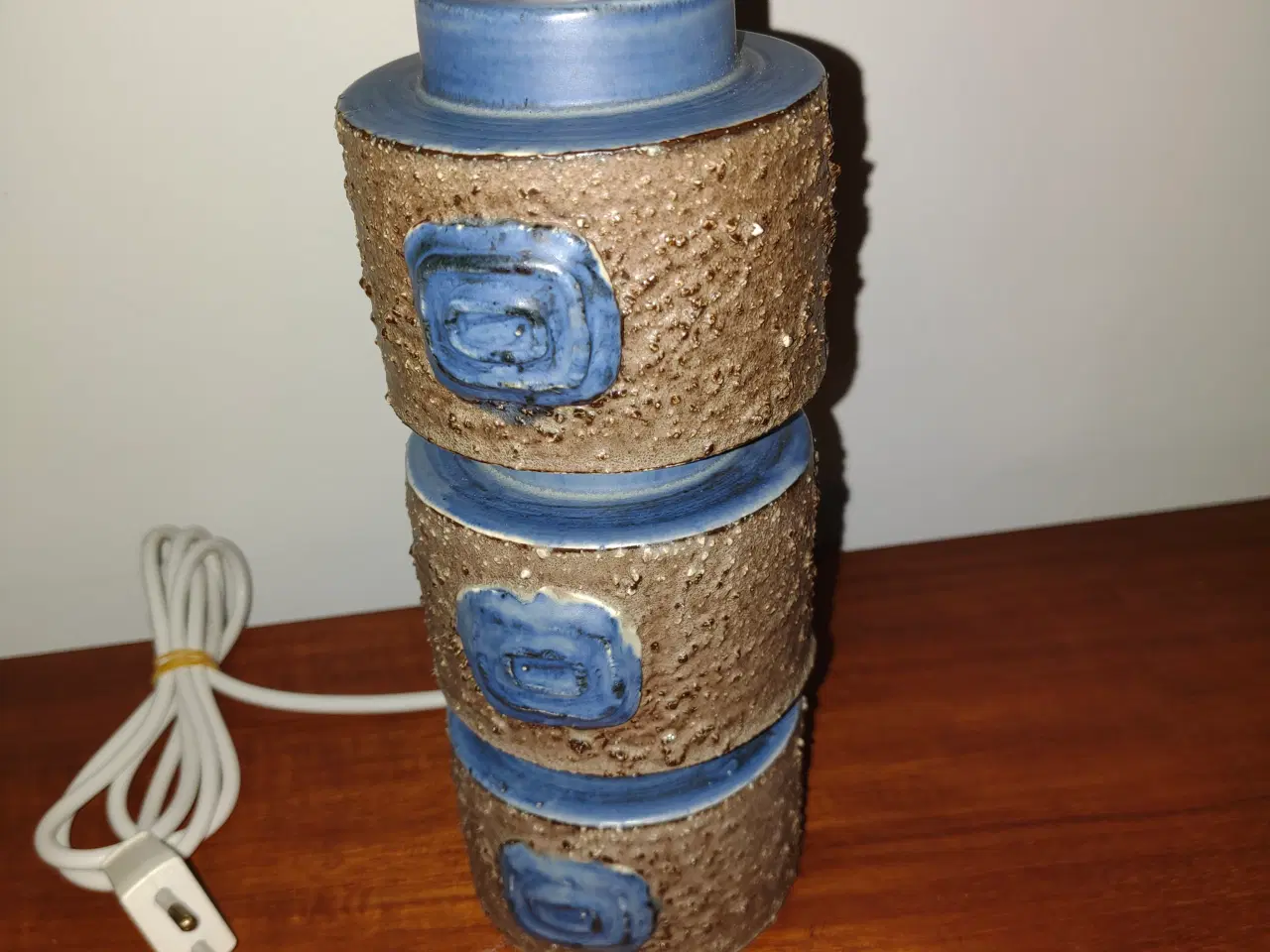 Billede 4 - Flot retro bordlampe