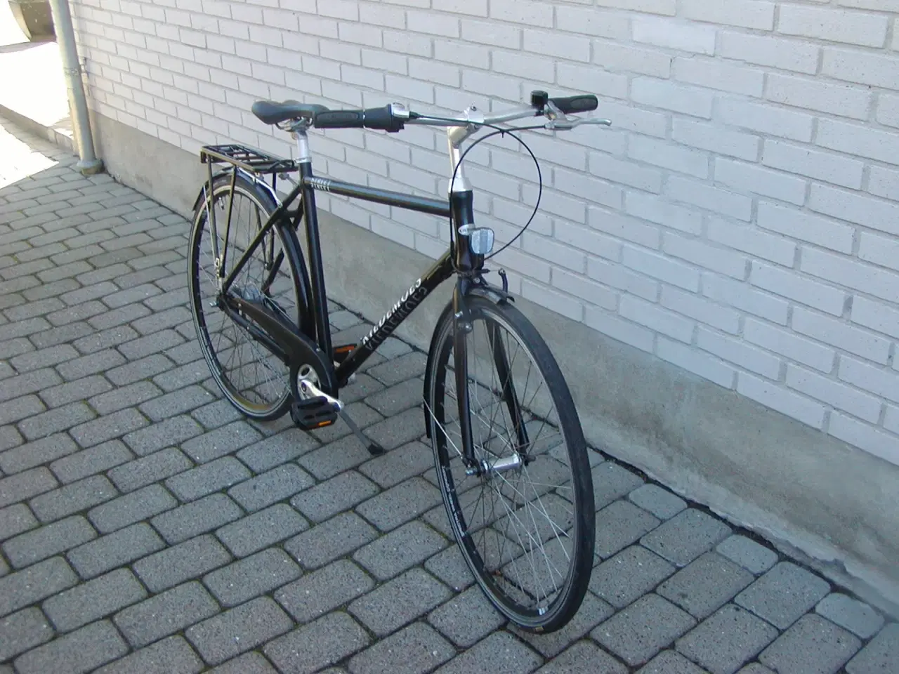 Billede 2 - Kildemoes Street. Stel str. 55 cm.