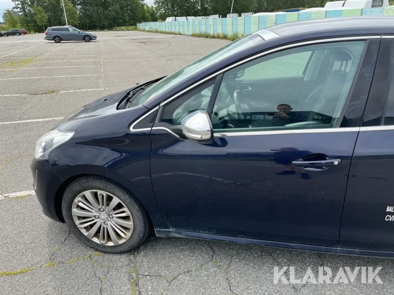 Billede 9 - Varebil Peugeot 208 1.6 Blue HDI