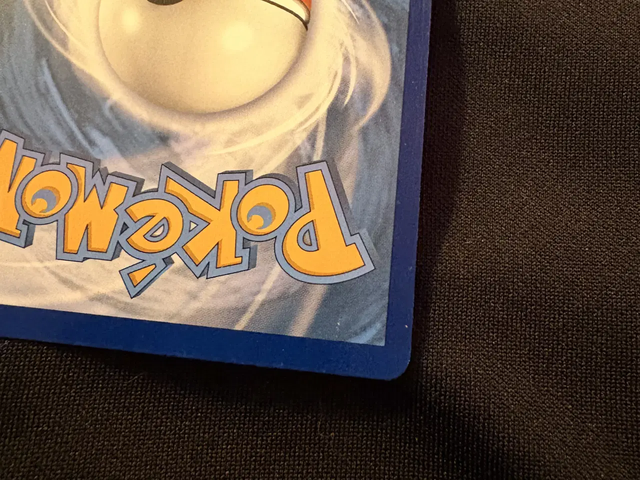 Billede 8 - Pokemon Glaceon Vmax - 208/203 Evolving Skies Rain