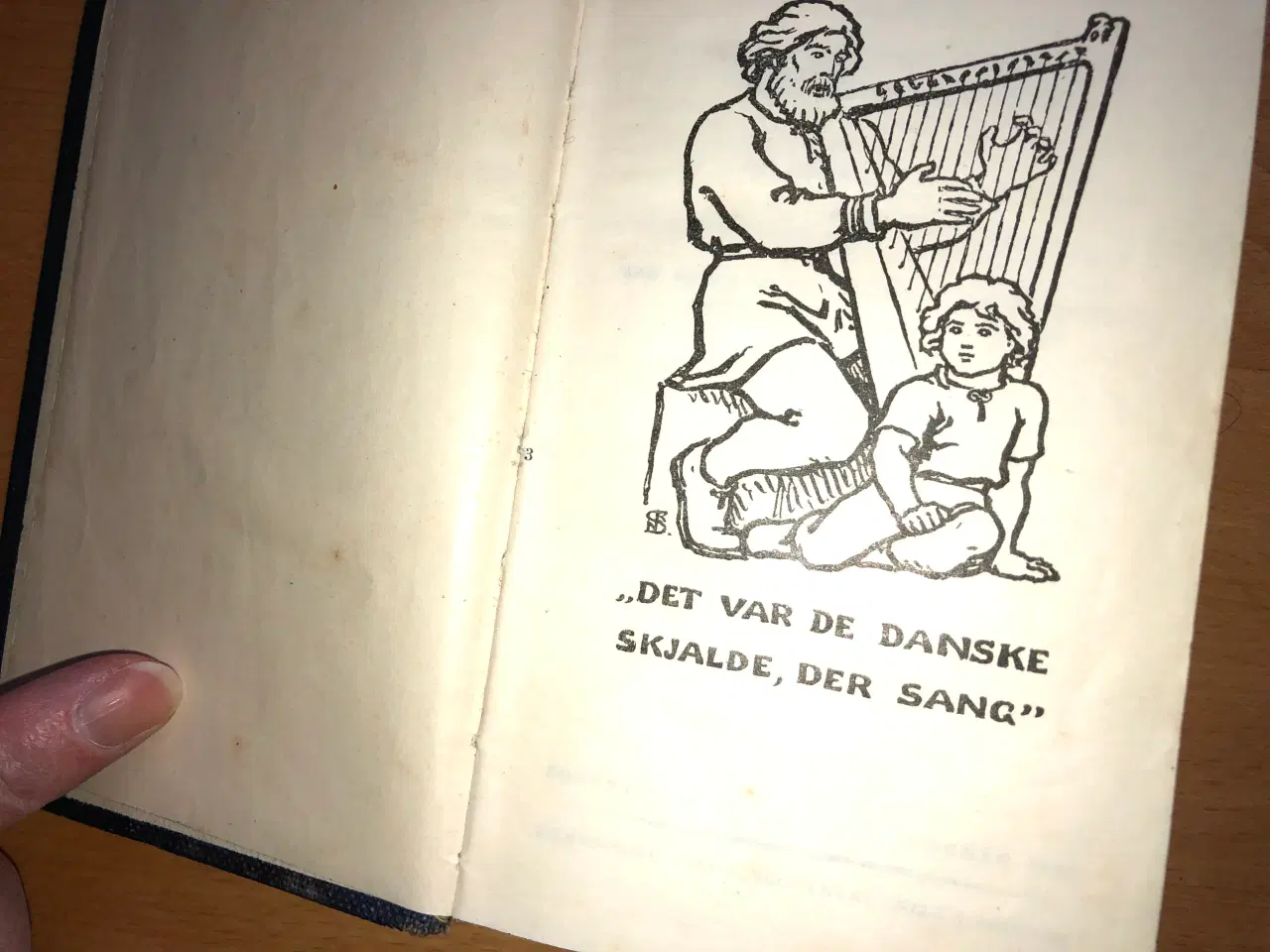 Billede 2 - Folkehøjskolens sangbog