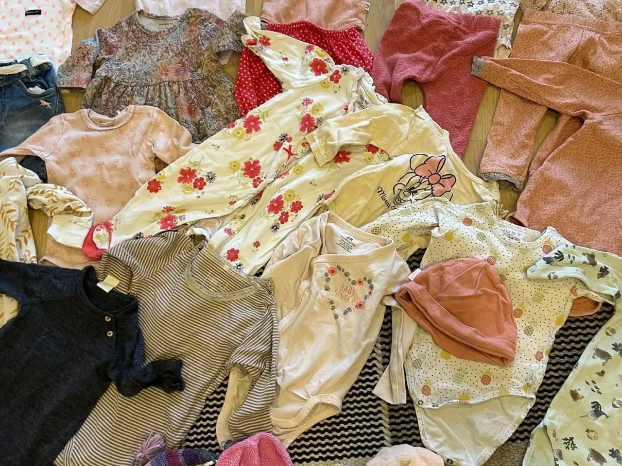 Billede 3 - Baby pigetøjs pakke 0-9mdr 