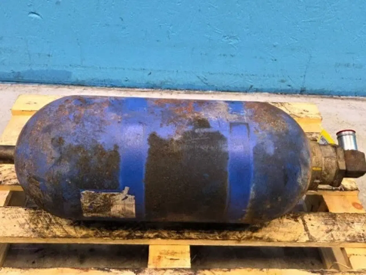 Billede 2 - Bobcat TL38.70X    Hydraulisk Akkumulator  7202525