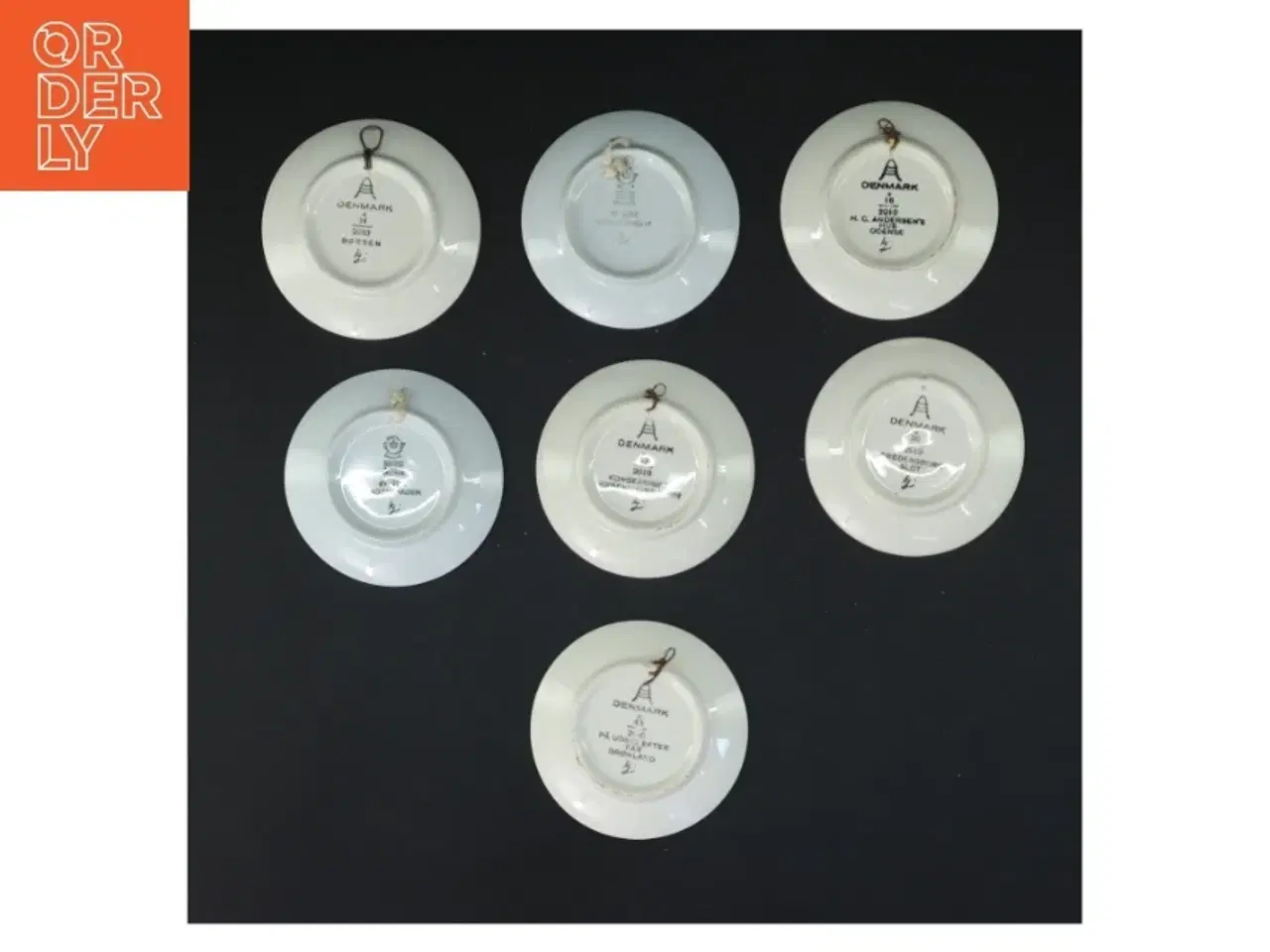 Billede 3 - Royal Copenhagen moderne juleplatter, 7 stk. fra Royal Copenhagen (str. 7 stk Ø 8,5 cm)