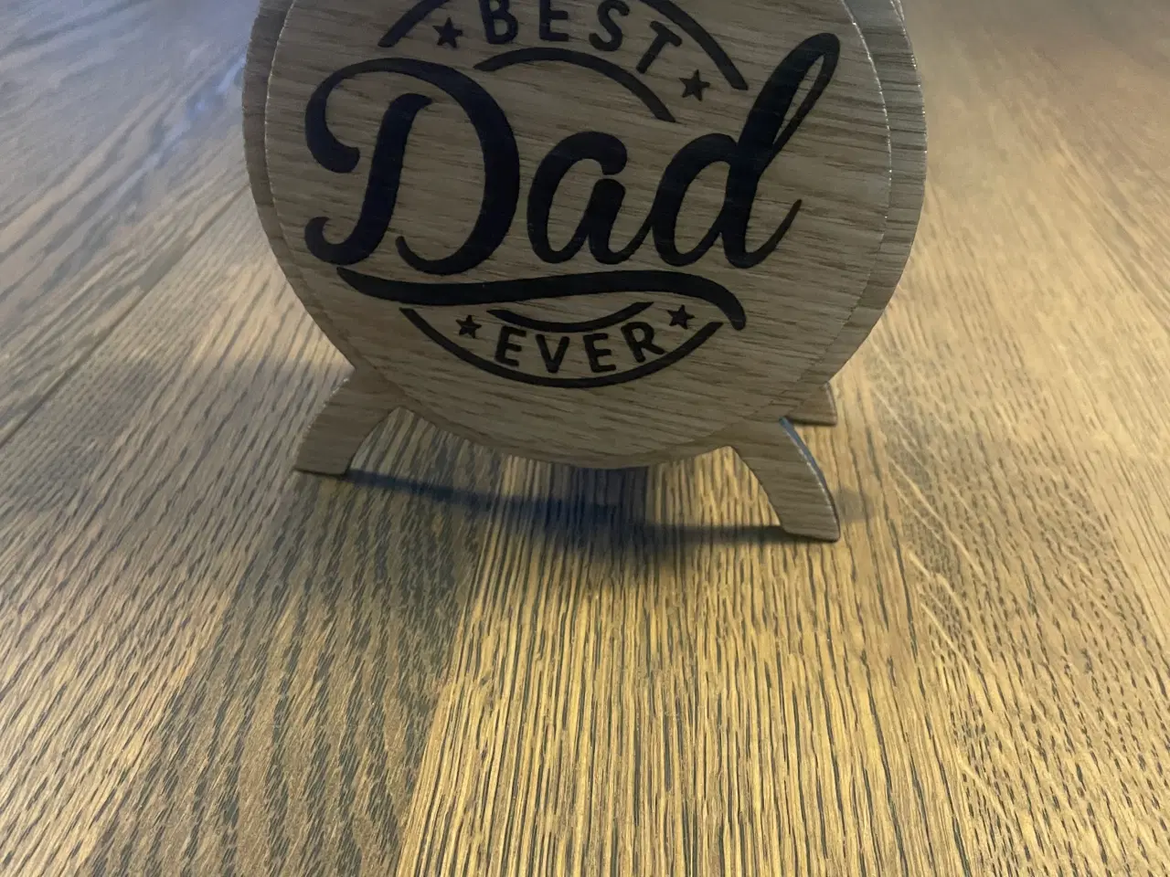 Billede 1 - Holder i træ, med 6 coasters.