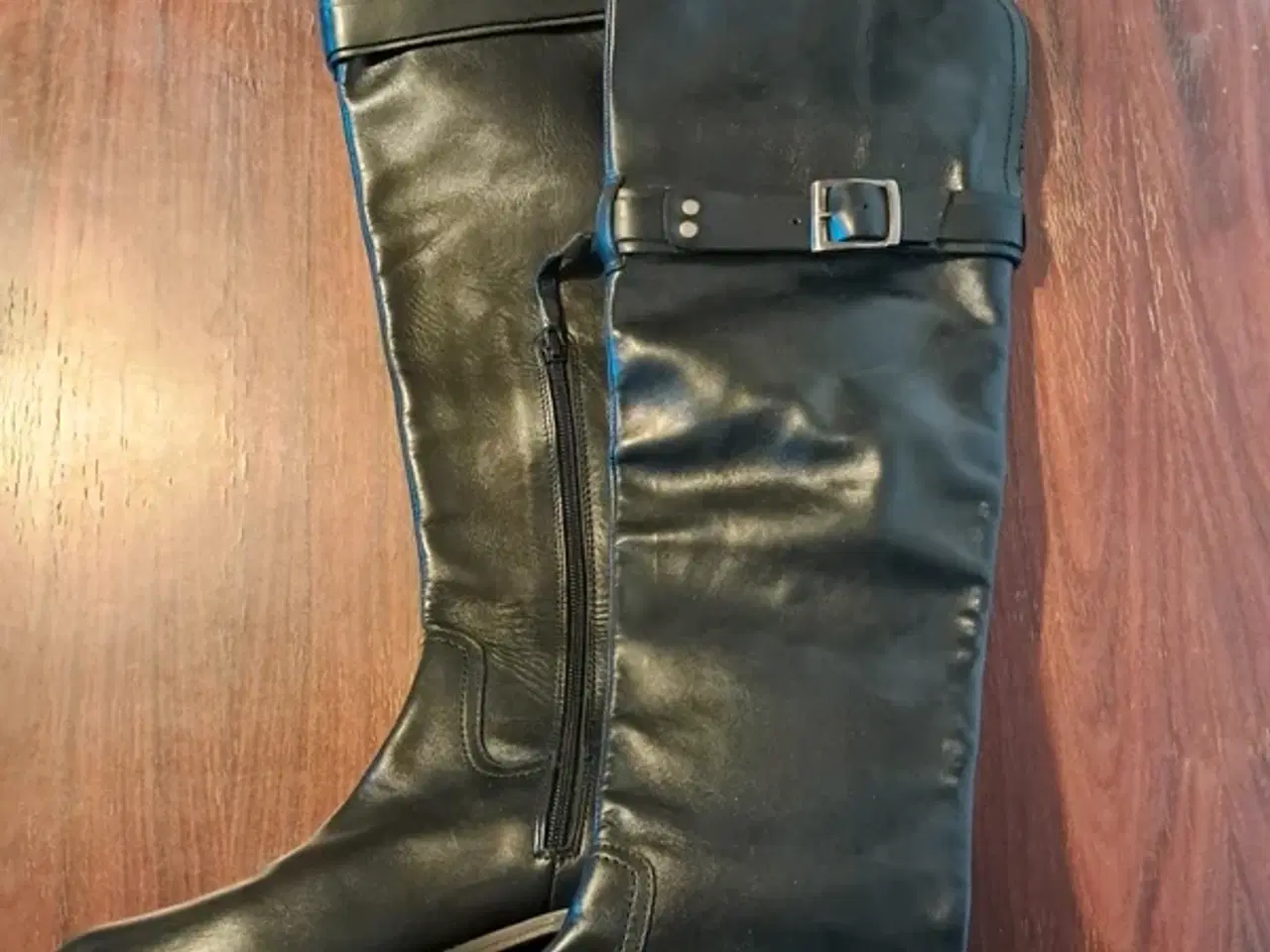 Billede 2 - Elegante lange støvler fra Nome – str. 37