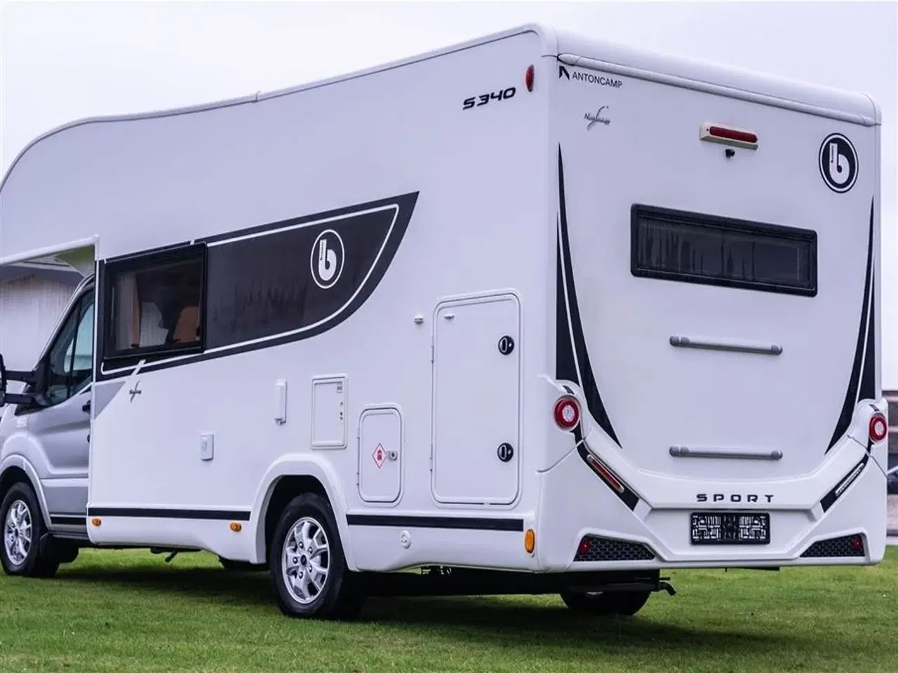 Billede 47 - 2022 - Benimar Sport 340