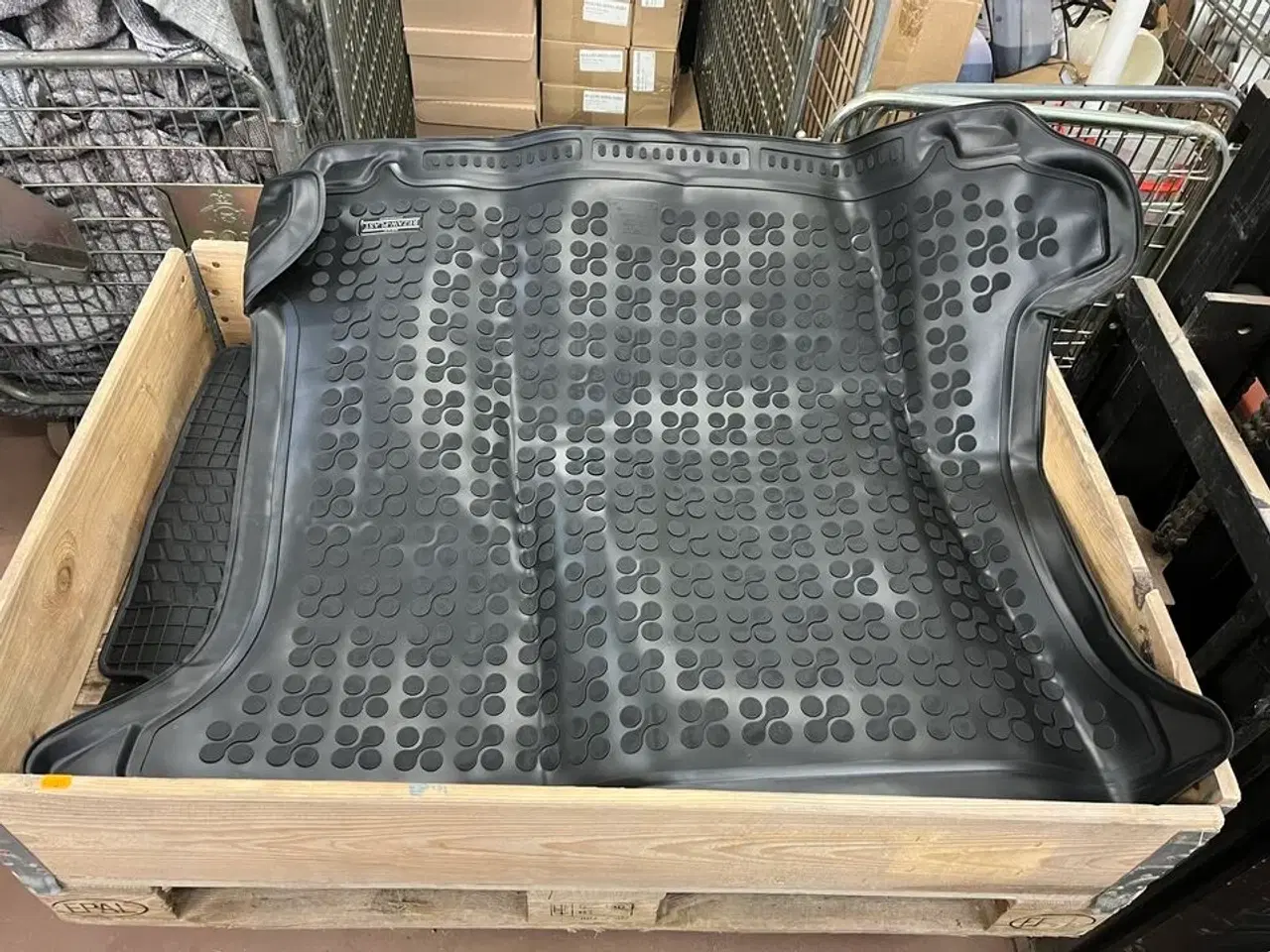 Billede 2 - 24 stk. bilmåtter, ass. Farver og størrelser