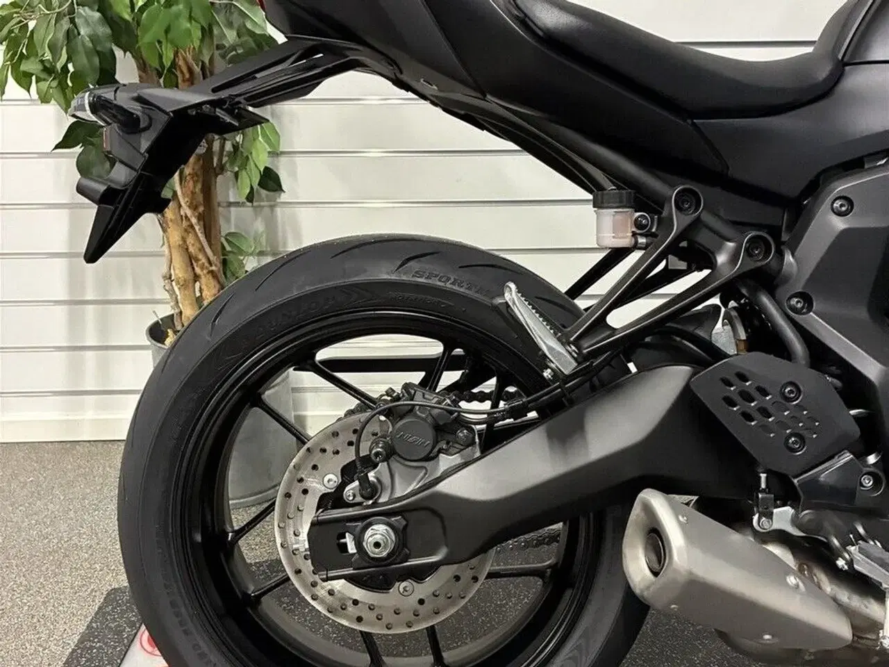 Billede 3 - Yamaha MT-07 Y-AMT - Tech Black