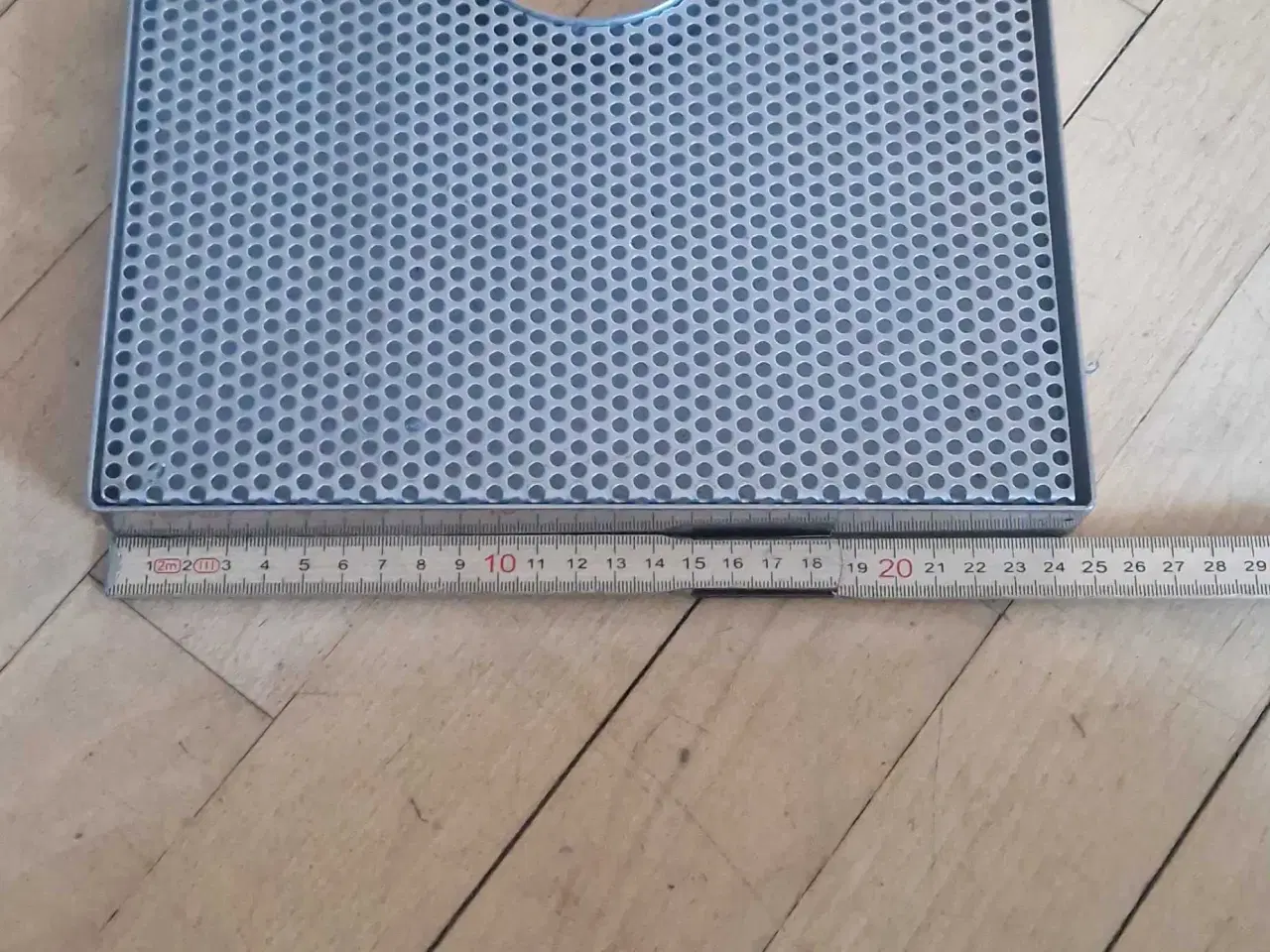 Billede 1 - Lille spildbakke med udskæring