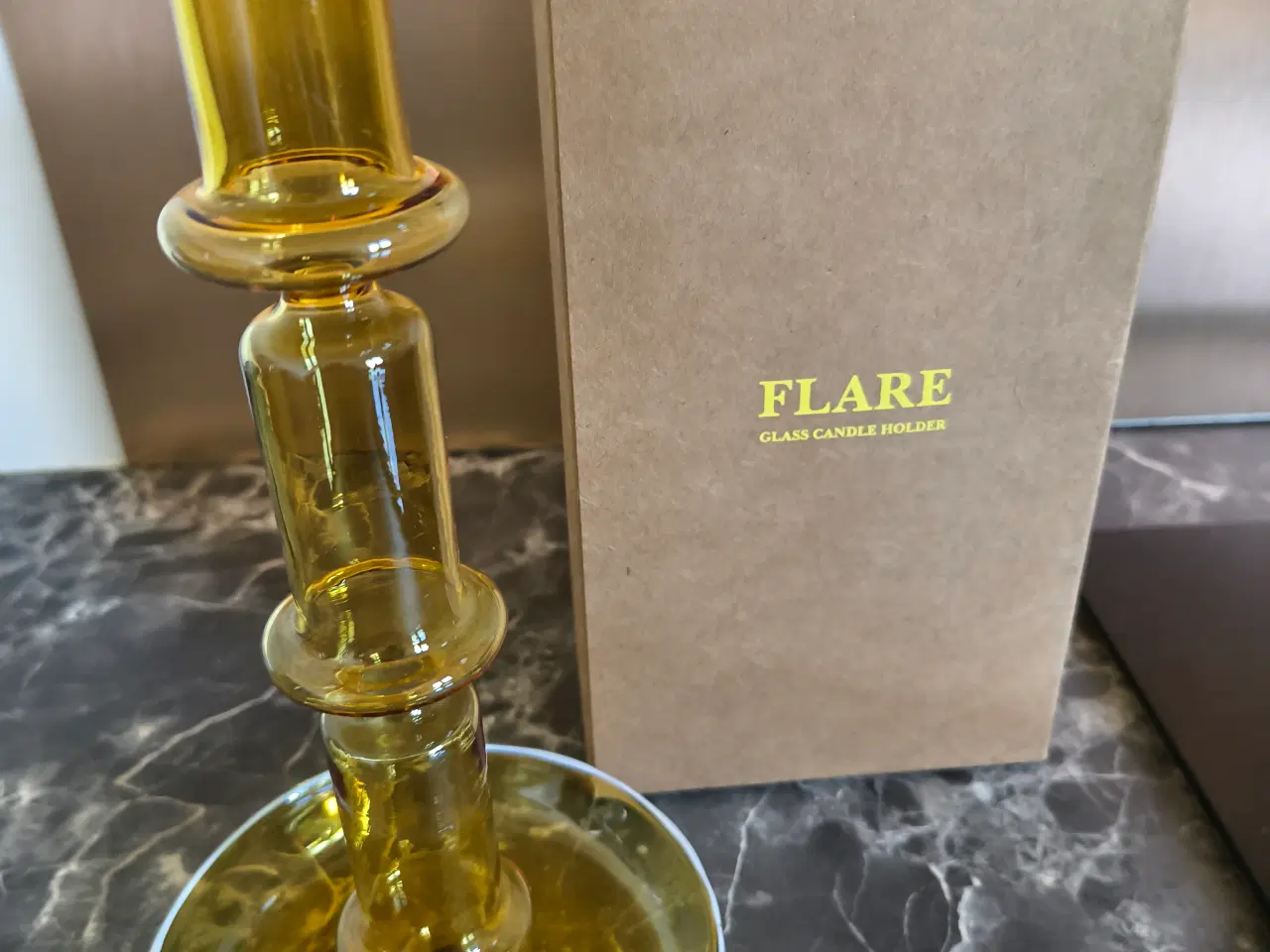 Billede 3 - HAY Flare lysestage i gult glas