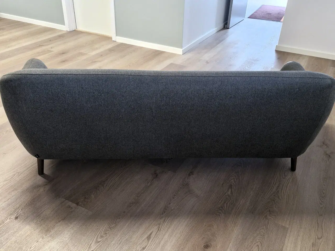 Billede 6 - Sofa i grøn-grå stof med god siddekomfort