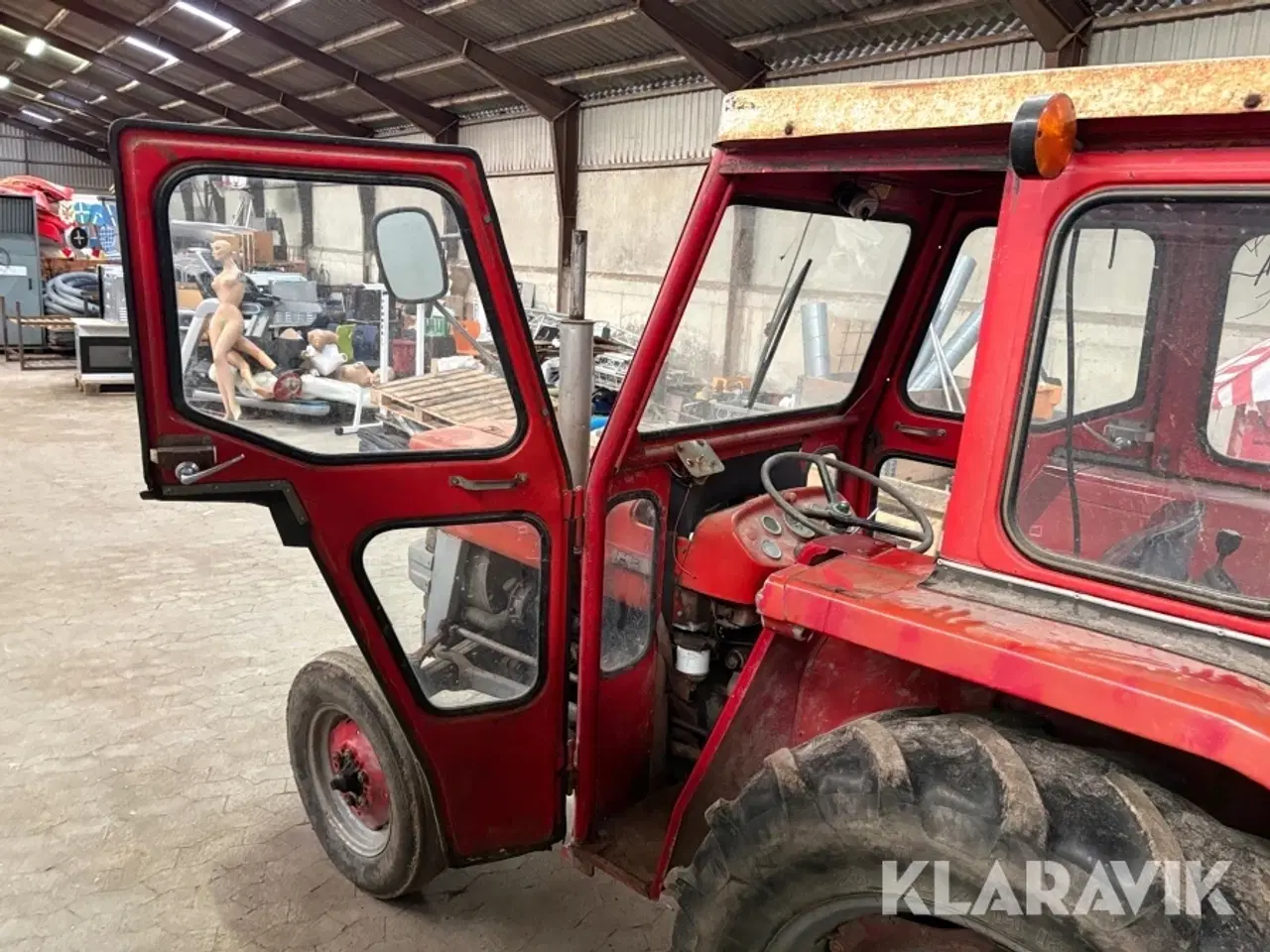 Billede 8 - Veterantraktor Massey-Ferguson 135