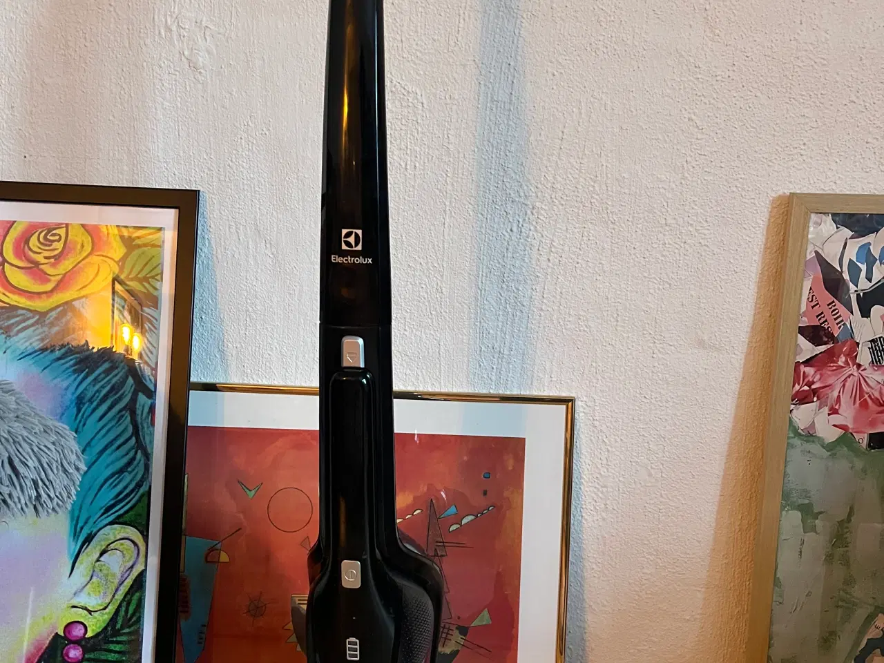 Billede 1 - Electrolux håndholdt støvsuger inkl håndstøvsuger