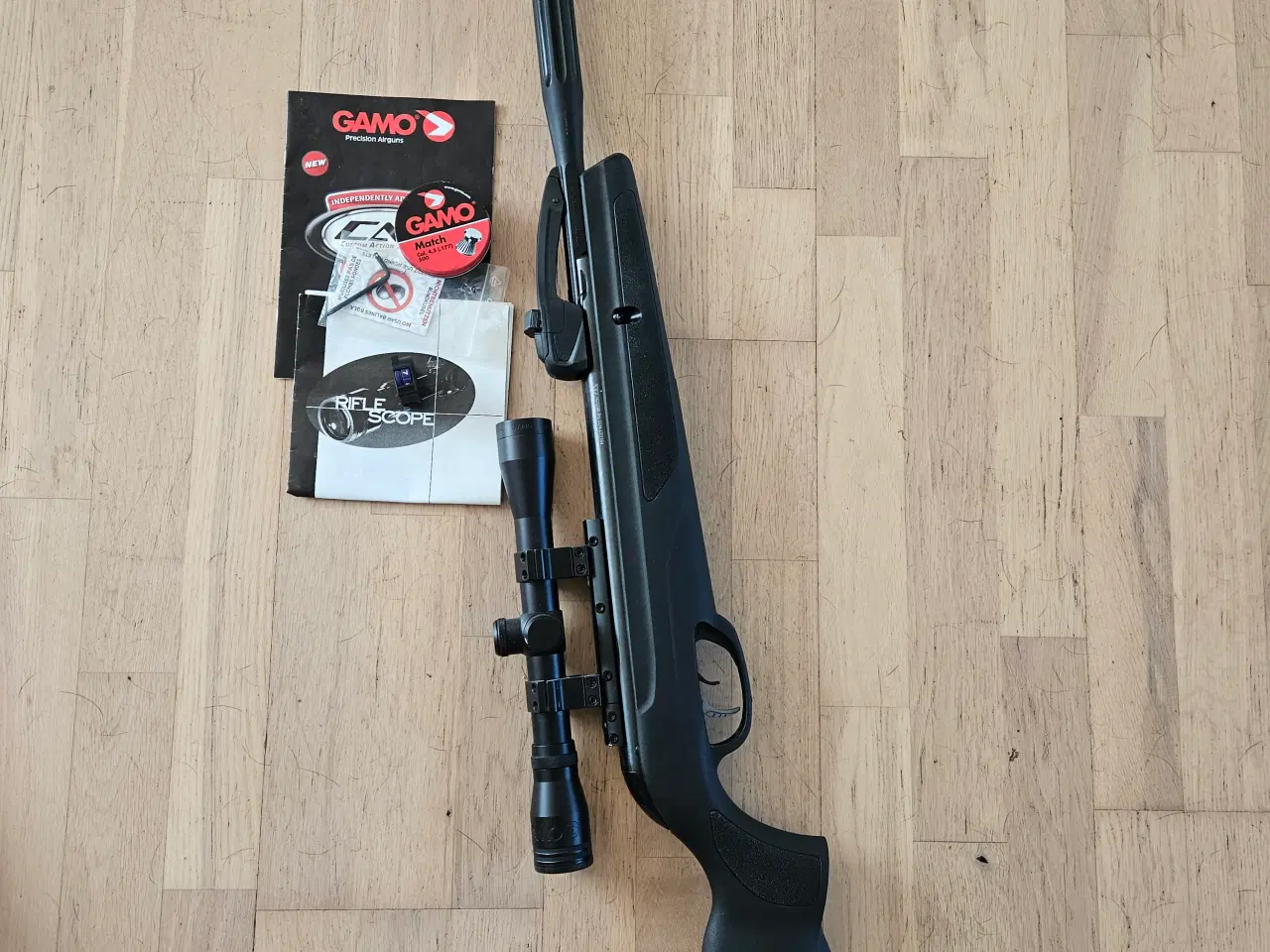 Billede 1 - Gamo luftgevær m. Magasin og kikkert