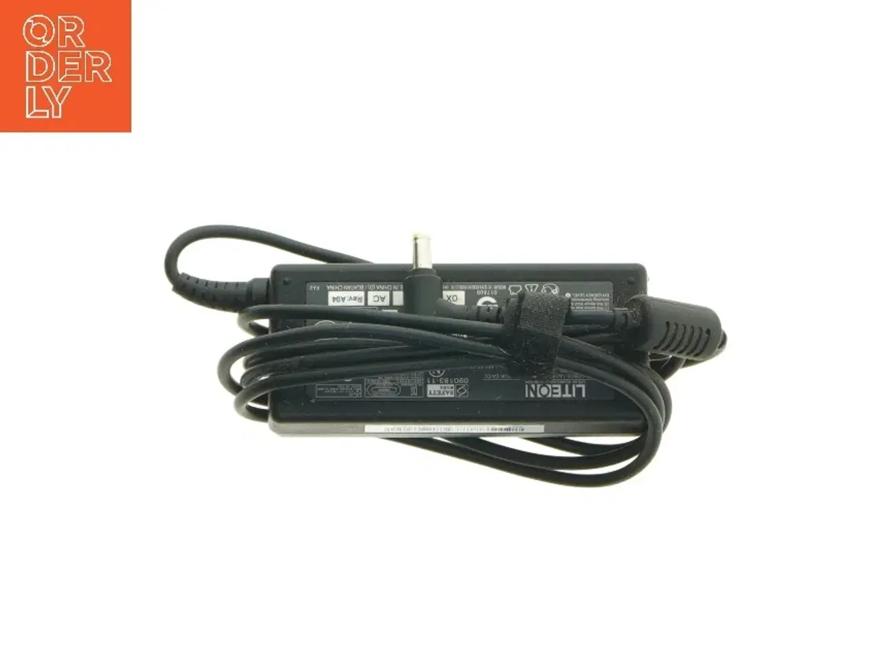 Billede 2 - Lenovo vægadapter fra Lenovo (str. 11x4,5 cm)