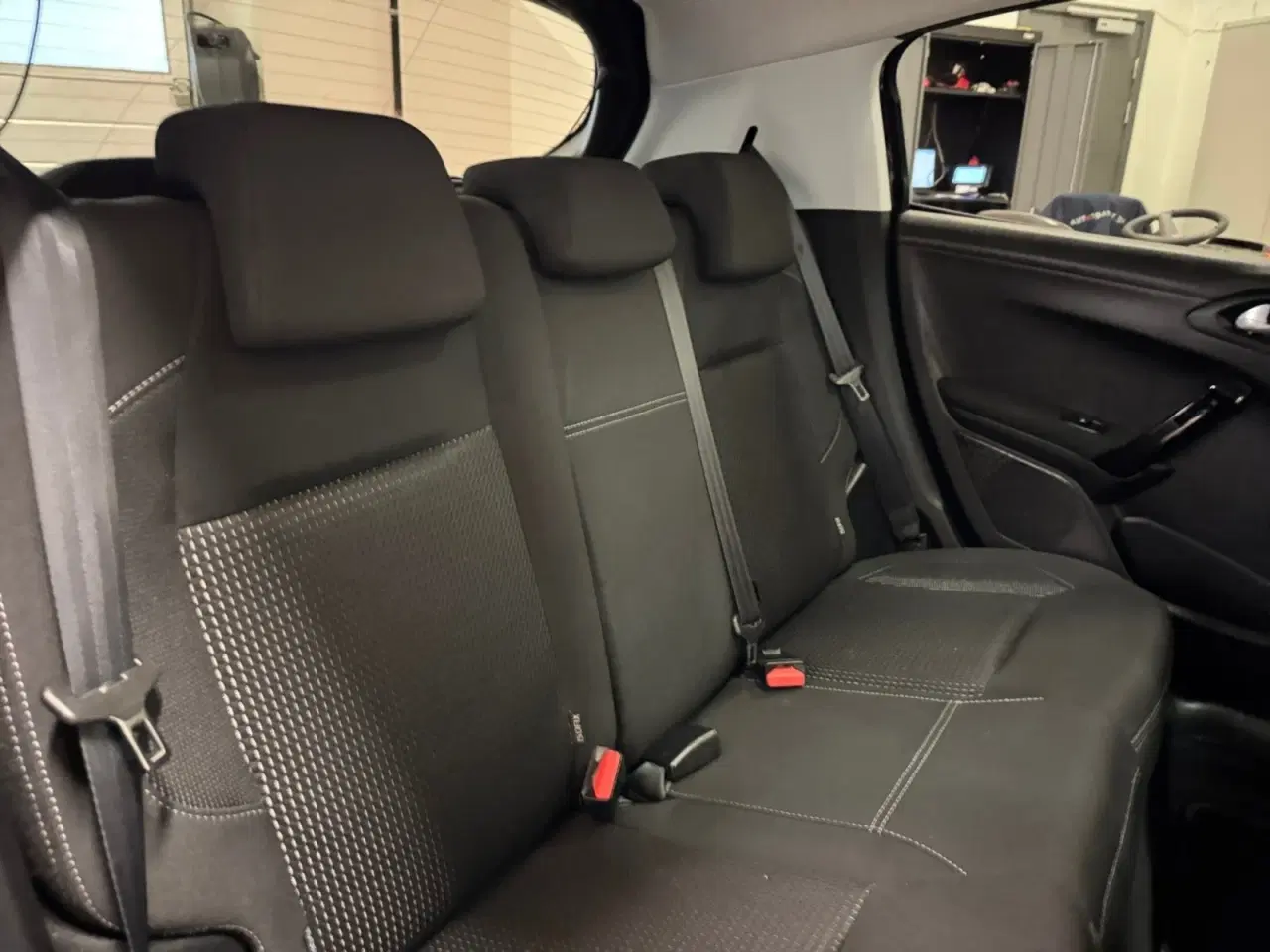 Billede 15 - Peugeot 208 1,6 BlueHDi 100 Allure Sky