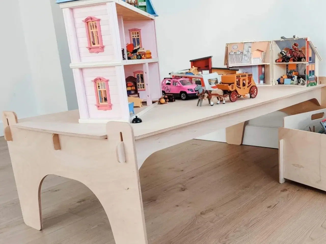 Billede 2 - Pixiform bord og bænk