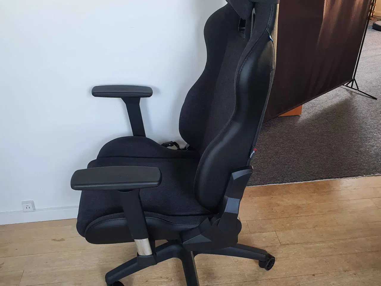Billede 3 - Arozzi Avanti SoftFabric gamingstol (pure black)