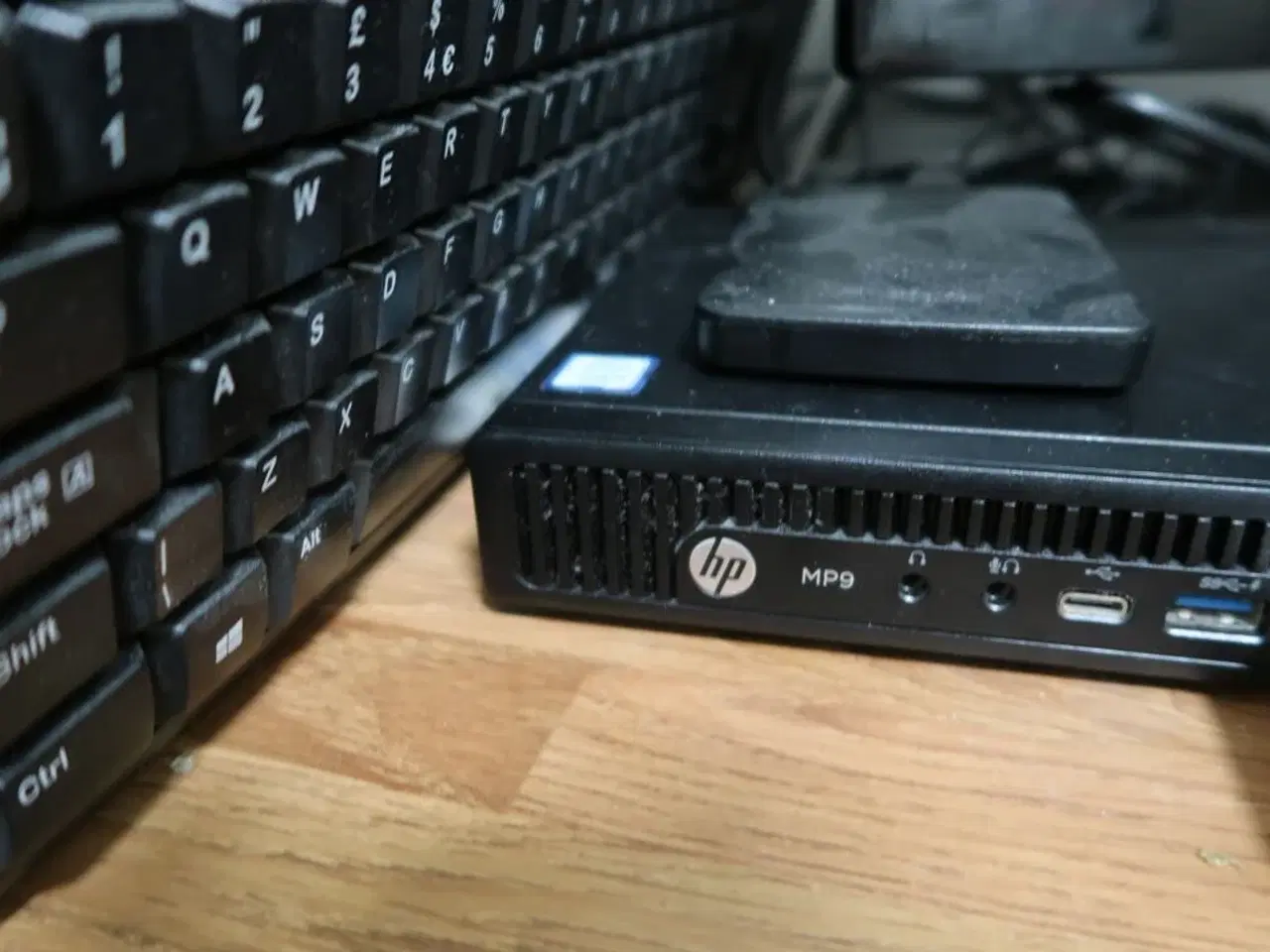 Billede 3 - Computerskærme SAMSUNG m.fl. samt computer HP MP9 m.m.