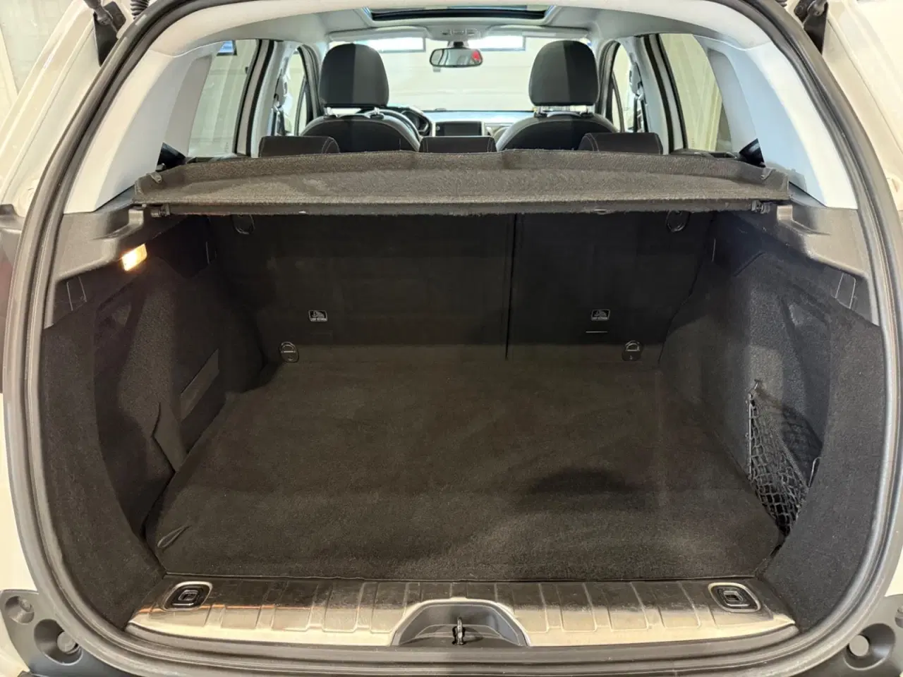 Billede 7 - Peugeot 2008 1,6 BlueHDi 100 Allure Sky