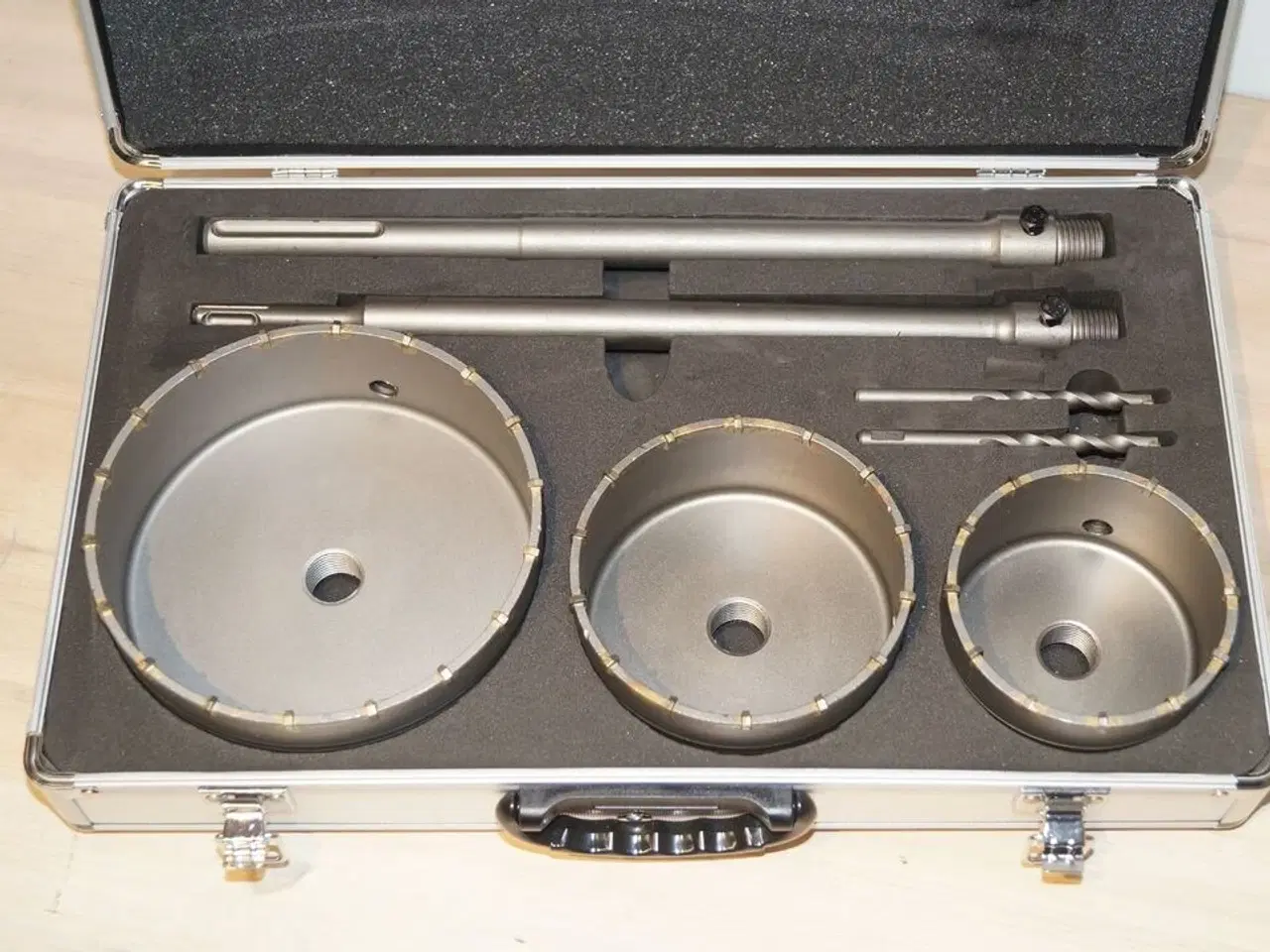 Billede 1 - Hulsavsæt til beton mv. 100, 120 og 160 mm.