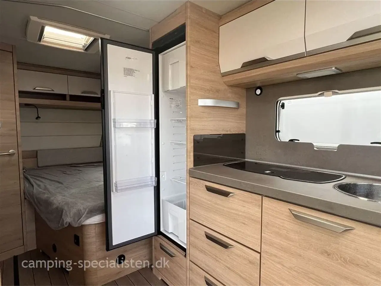 Billede 11 - 2023 - Knaus Südwind 500 UF "60 Years Celebration"   Knaus Südwind 500 UF 60-Years 2023 - Se den nu hos Camping-Specialisten.dk