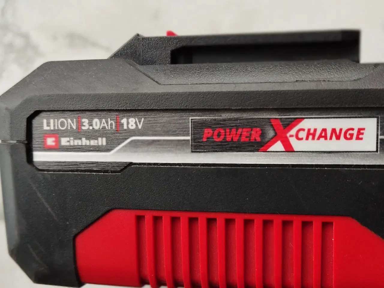 Billede 3 - EINHELL LADER MED 2 LIION 3.0ah/18V